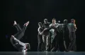 Сцена из балета «Все пути ведут на Север». Гоголь-центр. 2019
