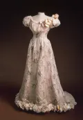 Бальное платье императрицы Александры Фёдоровны. 1896–1897. Модельер Надежда Ламанова