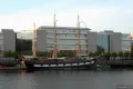 Дублин (Ирландия). Здание Citibank и музей-корабль «Джини Джонстон»