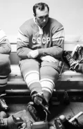 Игрок сборной СССР по хоккею Олег Зайцев. 1967