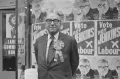 Рой Дженкис, министр внутренних дел Великобритании, баллотируется на переизбрание членом парламента от Бирмингема Стечфорда. 1974