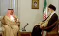 Король Бахрейна Хамад ибн Иса Аль Халифа с аятоллой Али Хаменеи во время визита в Иран