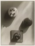 Август Зандер. Рекламный снимок для электрофабрики Jaeger, Люденшайд. 1931