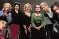 Кадр из фильма «8 женщин». Режиссёр Франсуа Озон. 2001