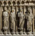 Благовещение и Встреча Марии и Елизаветы. Статуи откосов западного портала собора в Реймсе. Середина 13 в.
