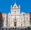 Собор Святого Януария. Неаполь. 1294–1323, фасад – 1407. Перестроен в 1905