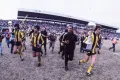 Футболисты уругвайского клуба «Пеньяроль», одержавшие победу над английским клубом «Астон Вилла». Олимпийский стадион, Токио. 1982