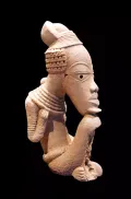 Скульптура человека, положившего подбородок на колено. 500 до н. э. – 500 н. э. Культура Нок