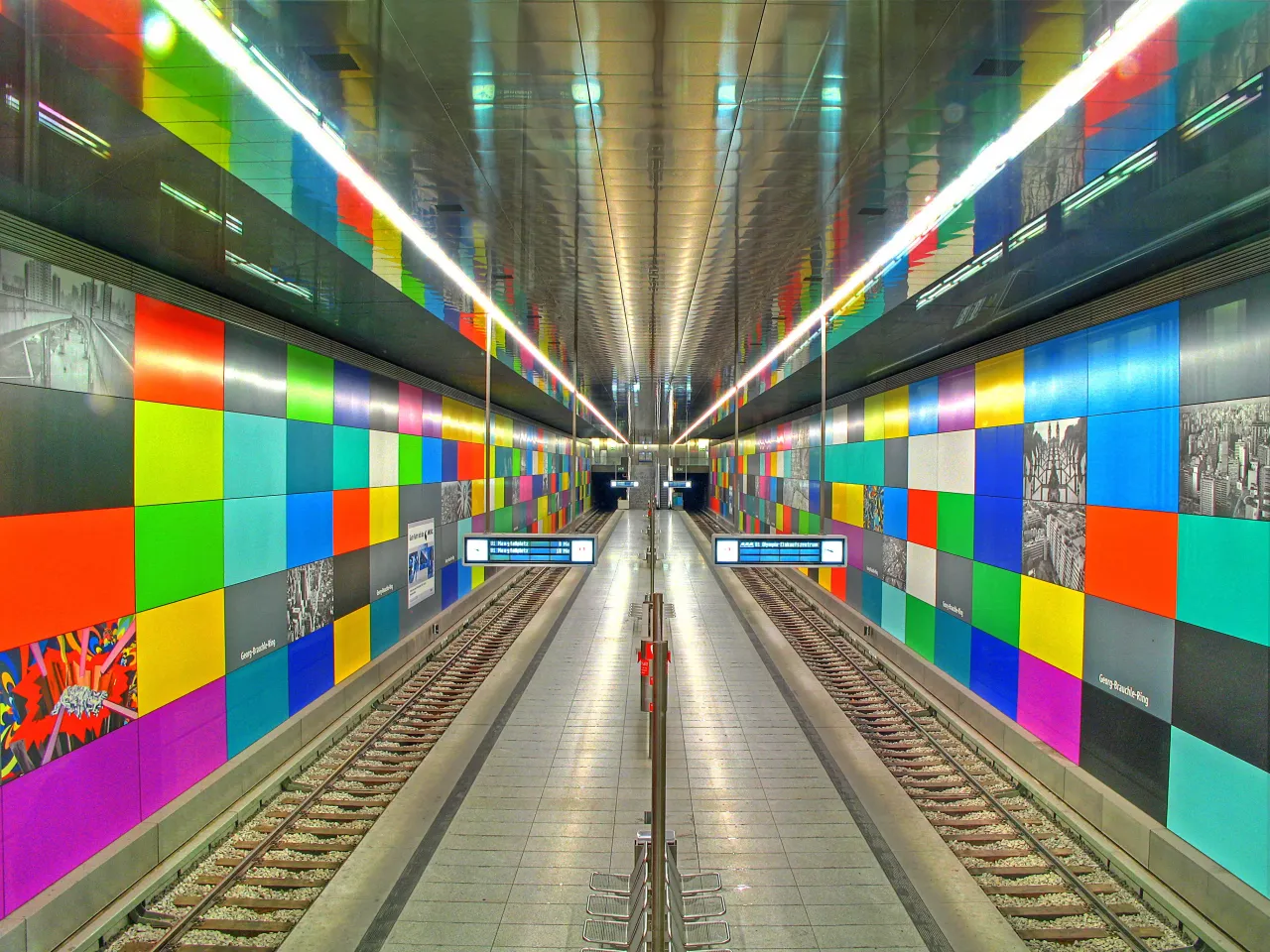 Включи красивую станцию. Георг-Браухле-ринг. Станция "Георг-Браухле-ринг", Мюнхен, Германия. Мюнхен: станция Candidplatz. Метро Мюнхена.