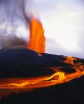 Проявление современного наземного магматизма горячих точек. Извержение вулкана Килауэа (остров Гавайи)