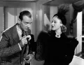 Джинджер Роджерс в роли Пенни Кэрролл и Фред Астер в роли Джона «Счастливчика» Гарнетта в фильме «Время свинга». Режиссёр Джордж Стивенс. 1936