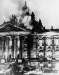 Горящее здание Рейхстага. Берлин. 27 февраля 1933