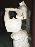 Кифара. Фрагменты статуи. 2 в. н. э. 