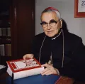 Антонио Баччи, римско-католический кардинал, со словарём латинского языка в Ватикане. Рим. 1970 