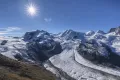 Пик Дюфур в массиве Монте-Роза и ледник Горнер (Швейцария)