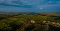 Волнистый рельеф в центральной части Великих равнин (штат Южная Дакота, США). Великие равнины